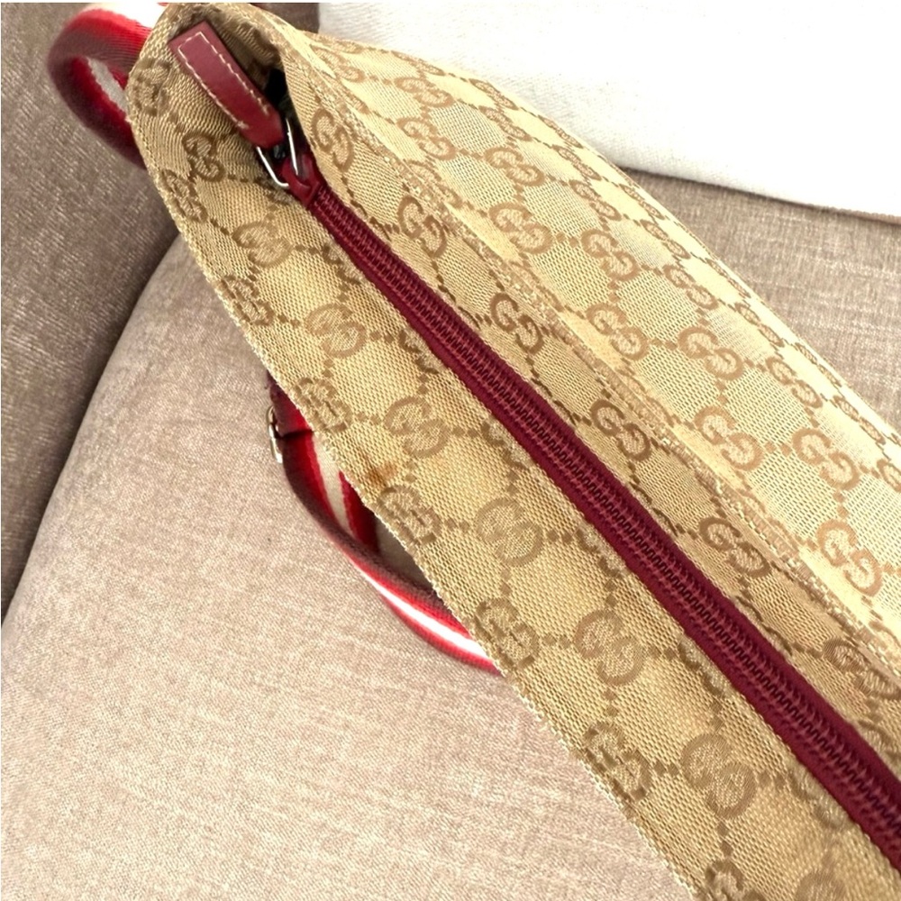 Authentic Gucci brown monogram crossbody bag - Picture 14 of 15